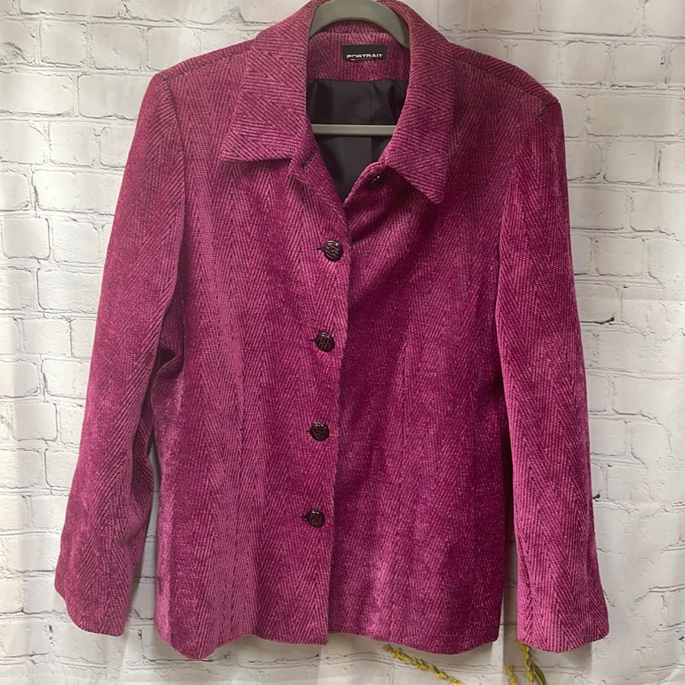 Portrait vintage magenta velour textured blazer jacket approx L